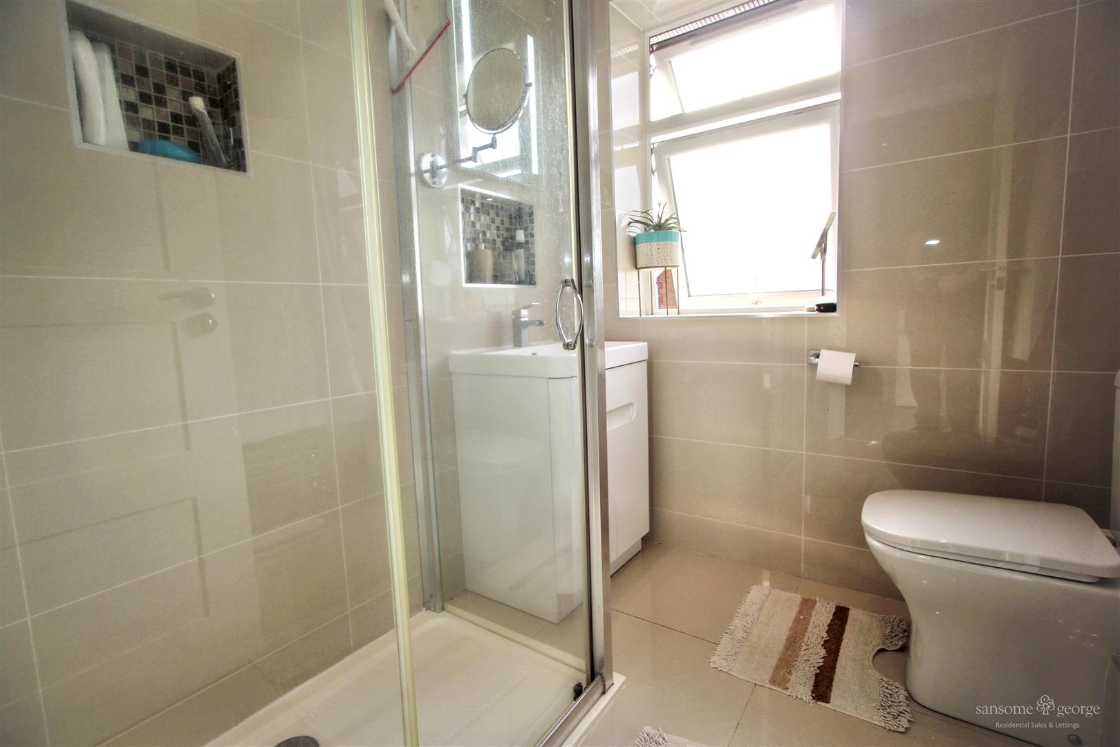 Langley Hill, Tilehurst, Reading